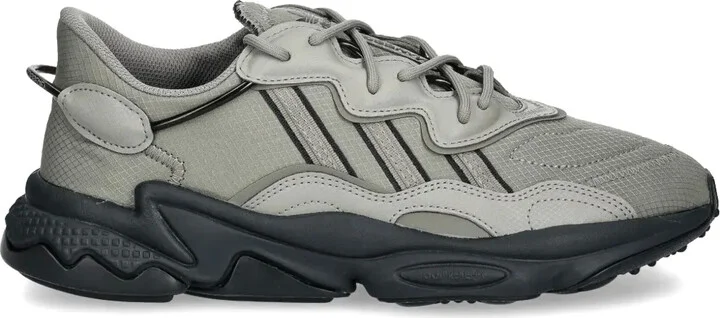 Ozweego sneakers