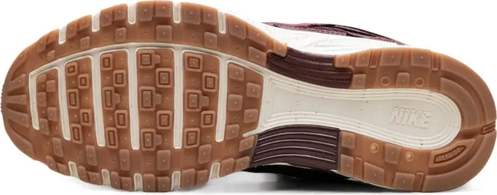P-6000 SE "Dark Pony/Metallic Gold/Pale Ivory/Burgundy Crush" sneakers - Image 4