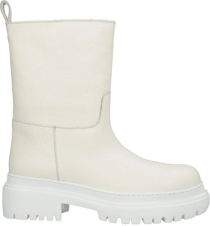P. a.r. o.s. h. Woman Ankle boots - Image 3