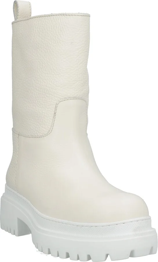 P. a.r. o.s. h. Woman Ankle boots - Image 4