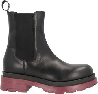 P. a.r. o.s. h. Woman Ankle boots