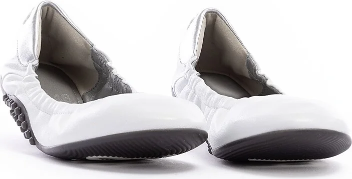 White/silver