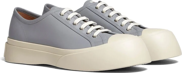 Pablo Low Top Sneaker