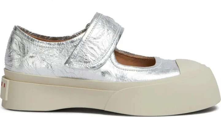 Pablo pumps