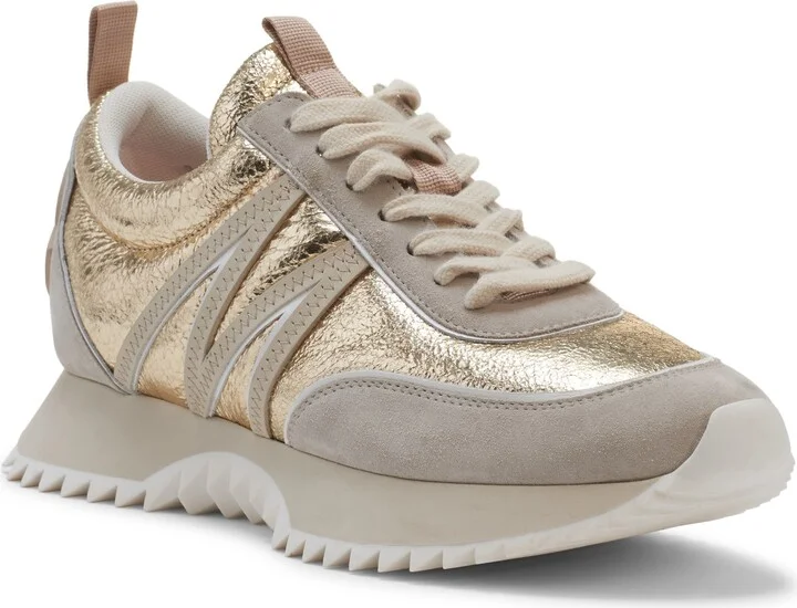Pacey Low Top Sneaker
