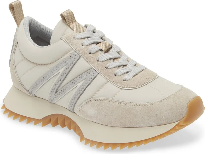 Pacey Sneaker