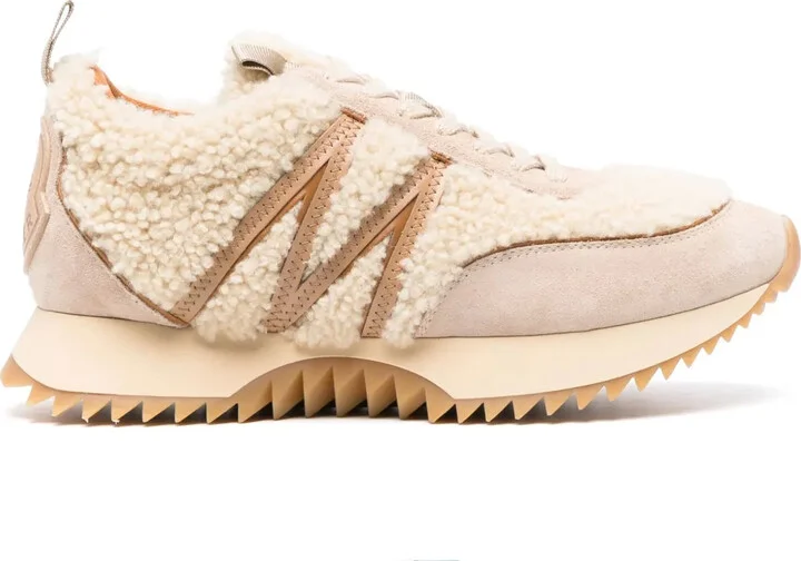 Pacey sneakers