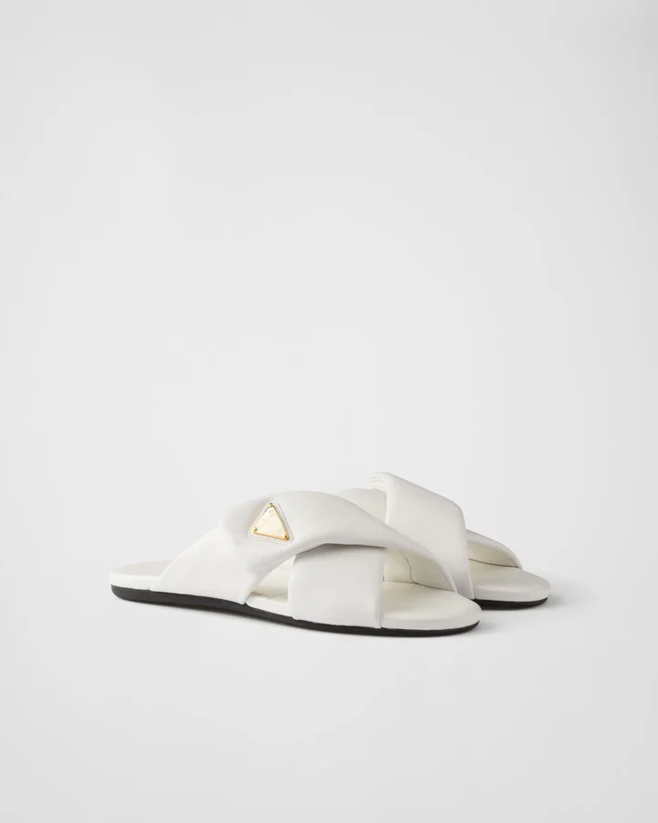 Padded nappa leather slides