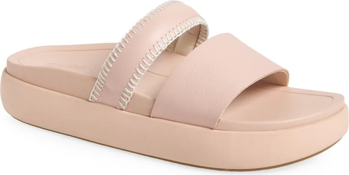 Soft Pink / Soft Pink