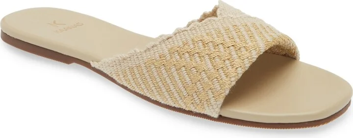 Paiage Slide Sandal