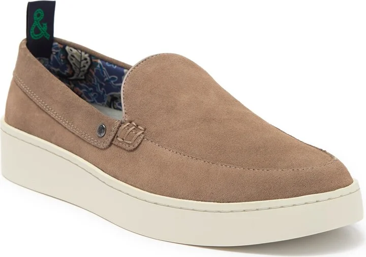 PAISLEY AND GRAY Street Style Slip-On Sneaker