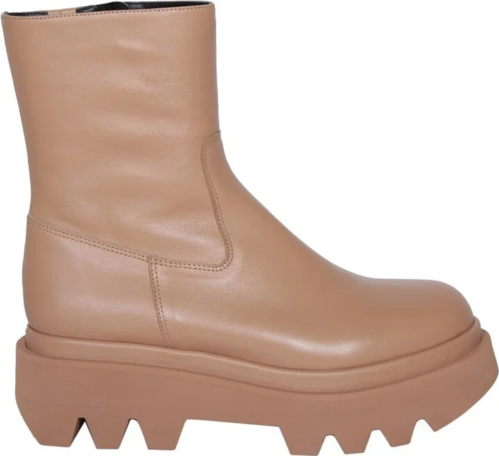 Paloma Barcelo High Heels