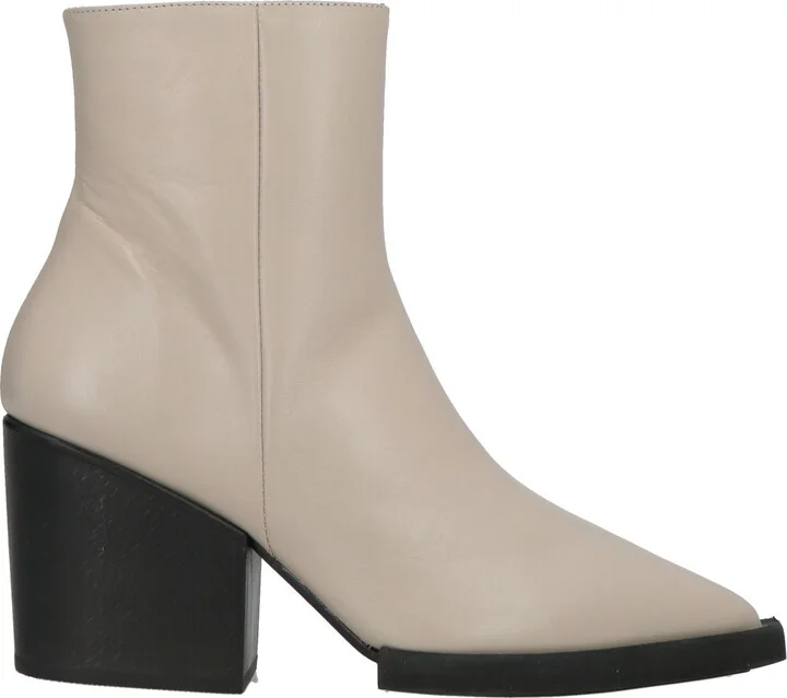 Paloma Barceló Woman Ankle boots - Image 3