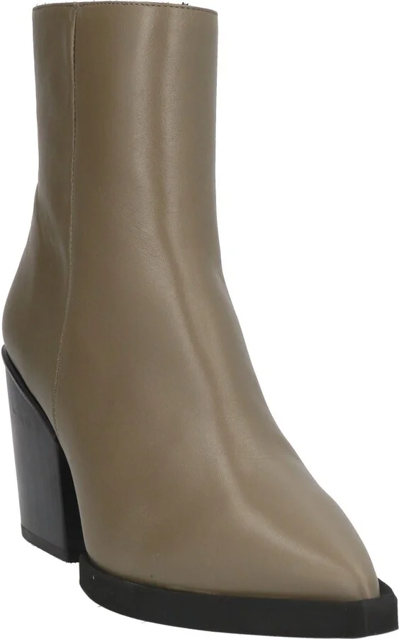 Paloma Barceló Woman Ankle boots - Image 7