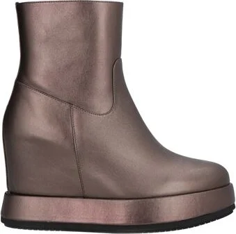 Paloma Barceló Woman Ankle boots