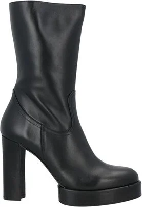 Paloma Barceló Woman Ankle boots