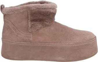 Paloma Barceló Woman Ankle boots