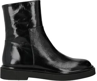 Paloma Barceló Woman Ankle boots