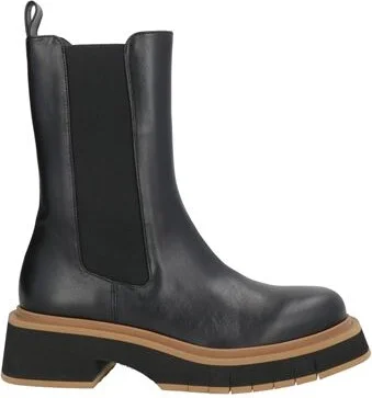 Paloma Barceló Woman Ankle boots