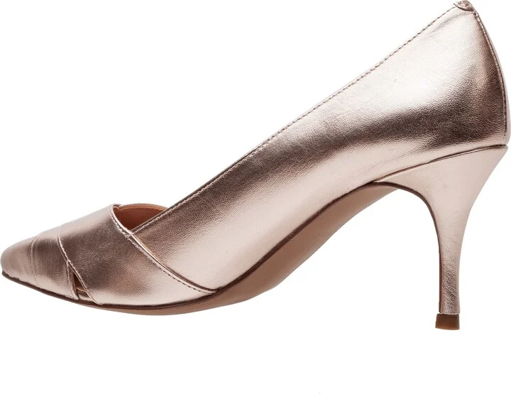 Palos Pointed Toe Pump - Image 8