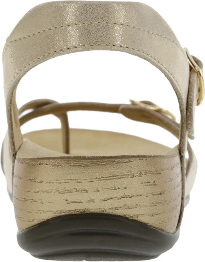 Pampa Wedge Sandal - Image 9