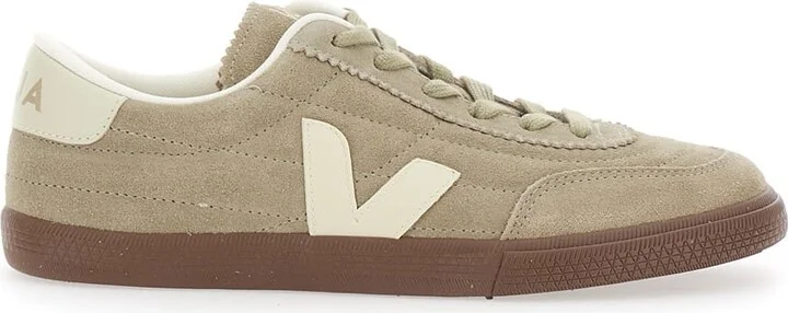 'panenka' Beige Low Top Sneakers With Logo Patch On The Side And Contrasting Heel With Logo Lettering In Leather Unisex