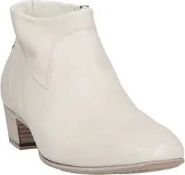 Pantanetti Woman Ankle boots - Image 2