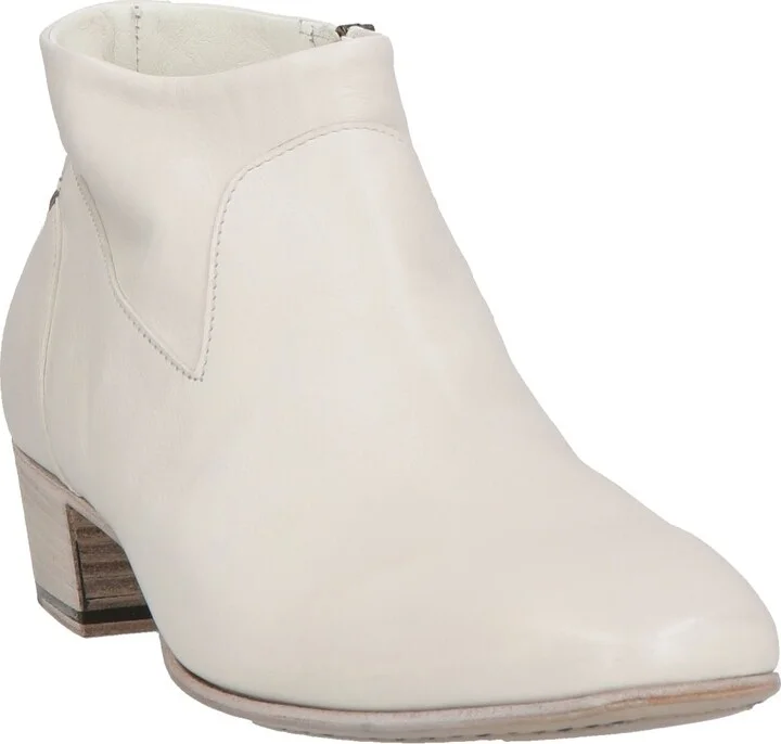 Pantanetti Woman Ankle boots - Image 4
