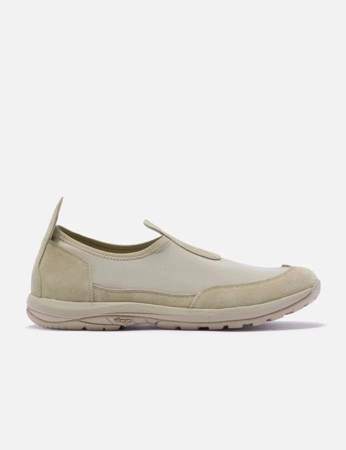 Beige > 米色 > 베이지 > ベージュ