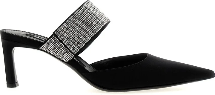 Paris Pumps