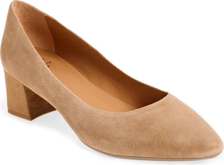 LIGHT TAUPE