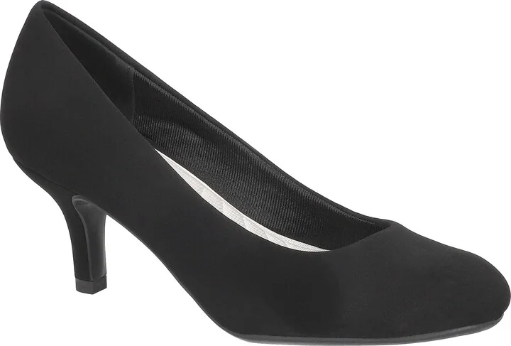 Passion Classic Pump - Multiple Widths Available