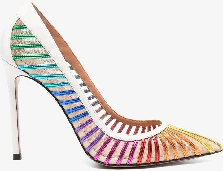 Passions 105 Pointed Pumps