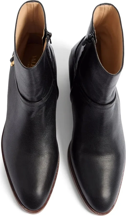 Pat leather ankle boots - Image 4
