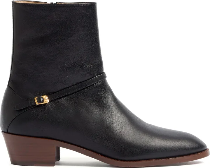 Pat leather ankle boots