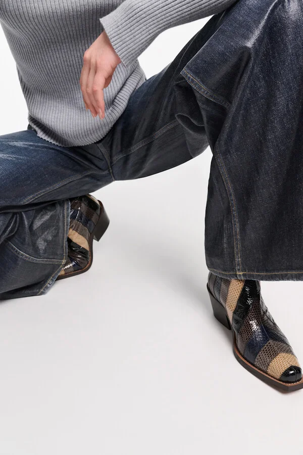 Patchwork striped Western-style Chelsea boots - Image 4