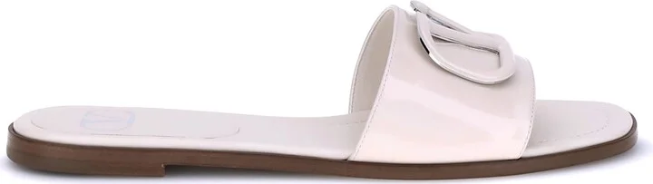 Patent Leathe Vlogo Slide Sandals