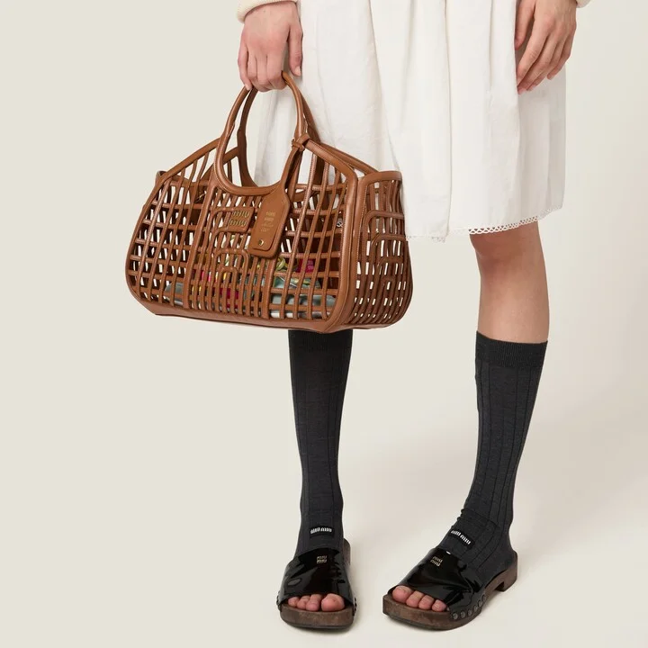 Patent leather clogs - Image 5