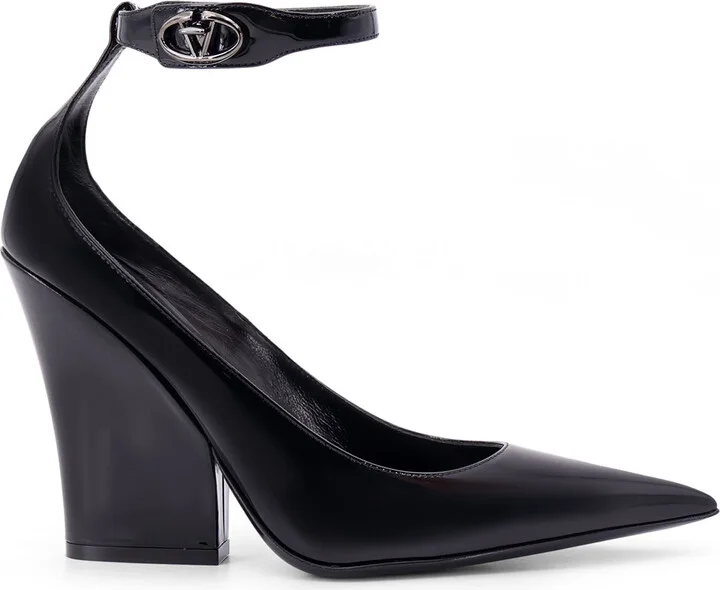 Patent Leather Décolleté With Vlogo The Bold Buckle