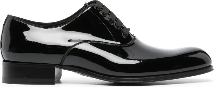 patent leather Oxford shoes