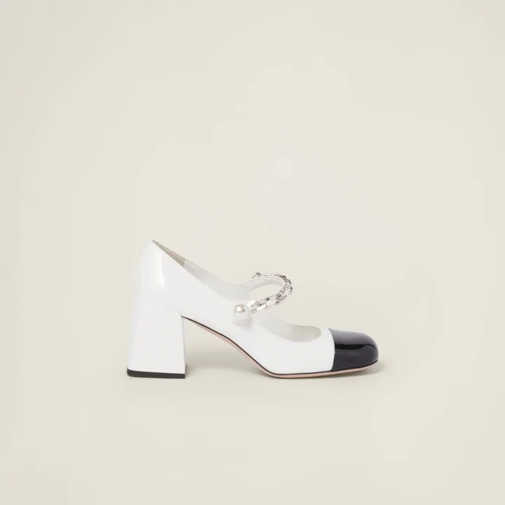 Patent leather pumps - Image 2