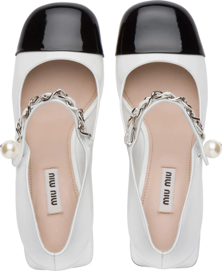 Patent leather pumps - Image 4
