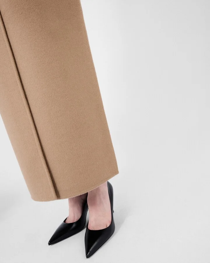 Patent Saffiano leather pumps - Image 3
