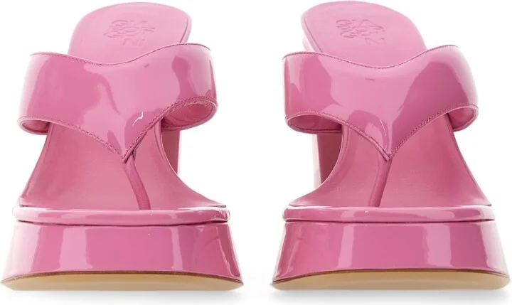 Patent Sandal. - Image 4