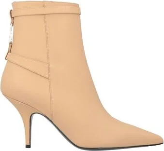 Patrizia Pepe Woman Ankle boots