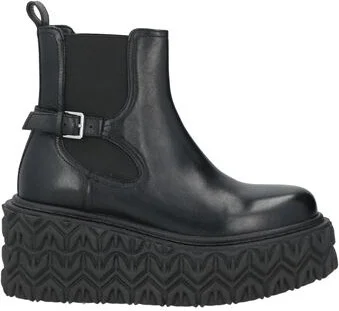 Patrizia Pepe Woman Ankle boots