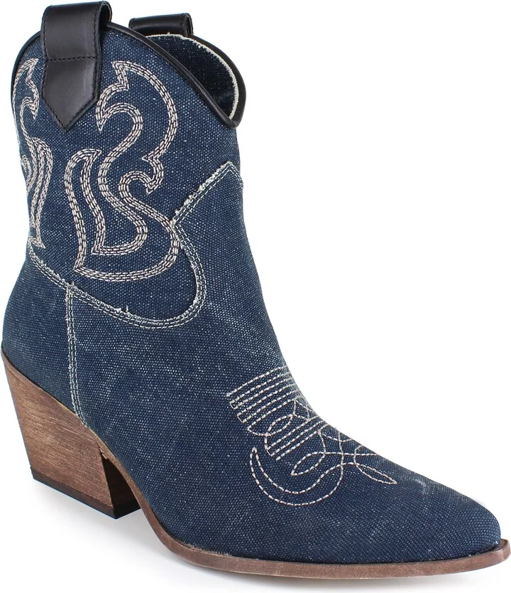 Paula Bootie