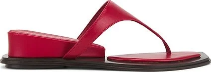 Pedestal Sandals