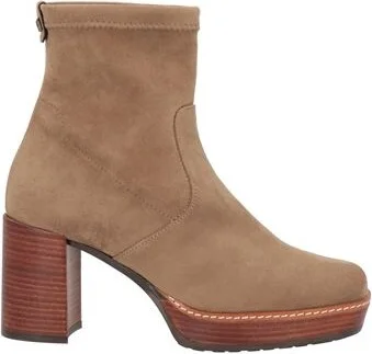 Pedro Miralles Woman Ankle boots