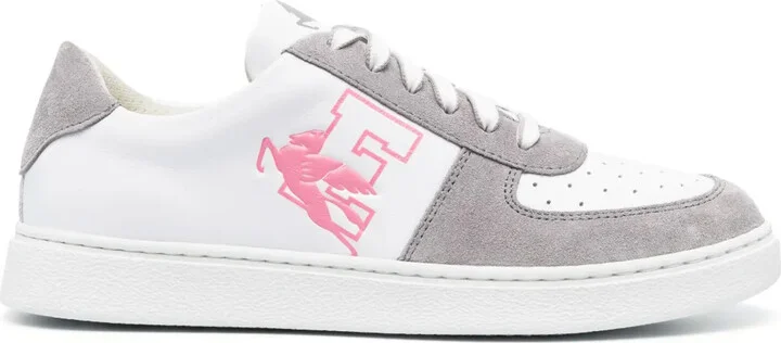Pegaso leather sneakers
